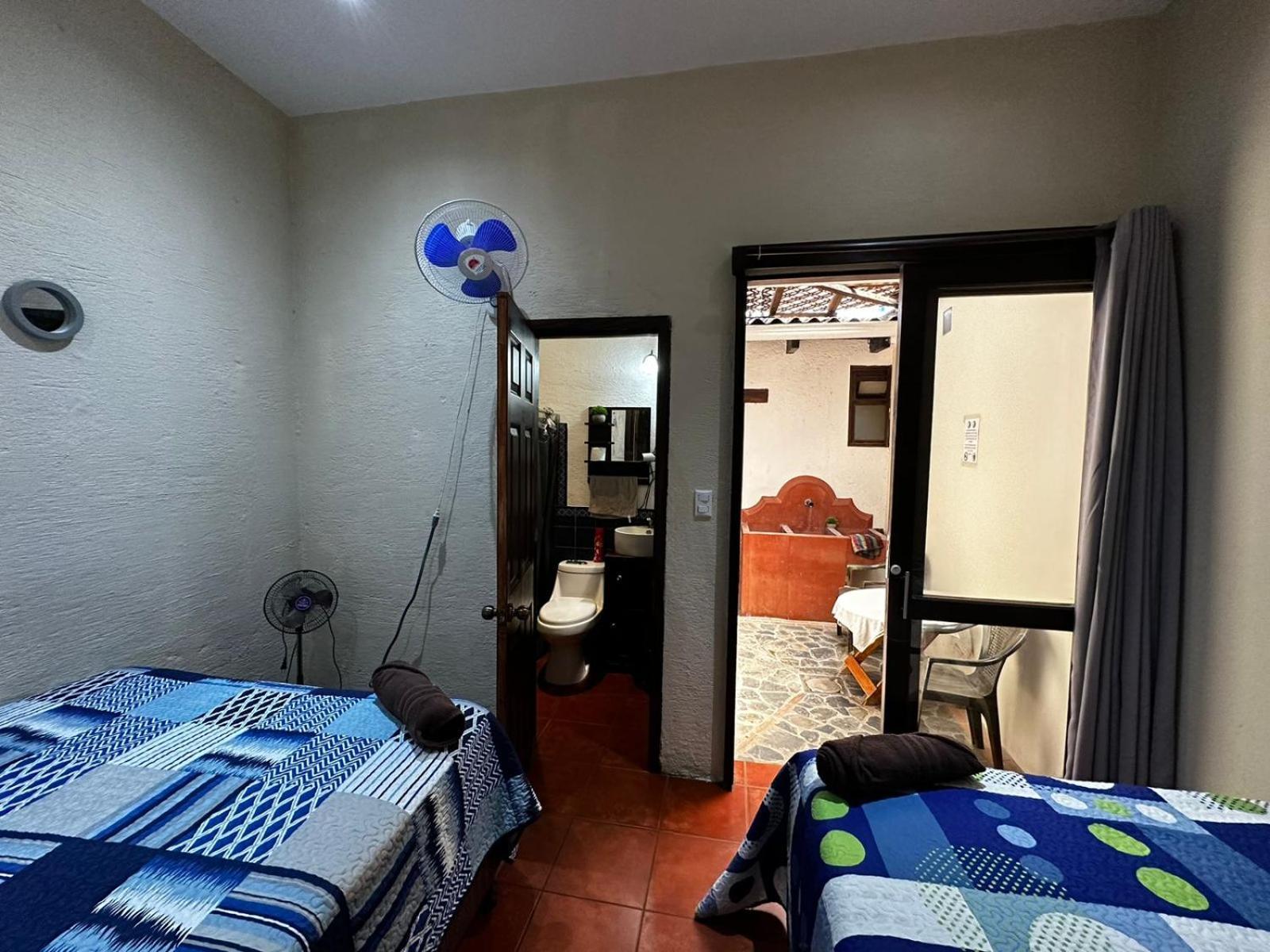 El Aventurero Hotel Antigua Kültér fotó